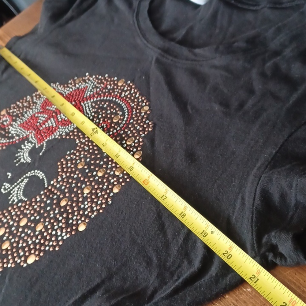 Black Tee With Cute Sparkly  Face - Picture 9 of 16